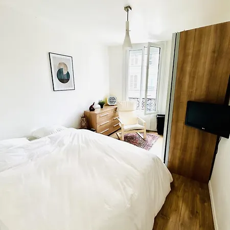 Agreable 2 Pieces Jonquiere Apartment Paris